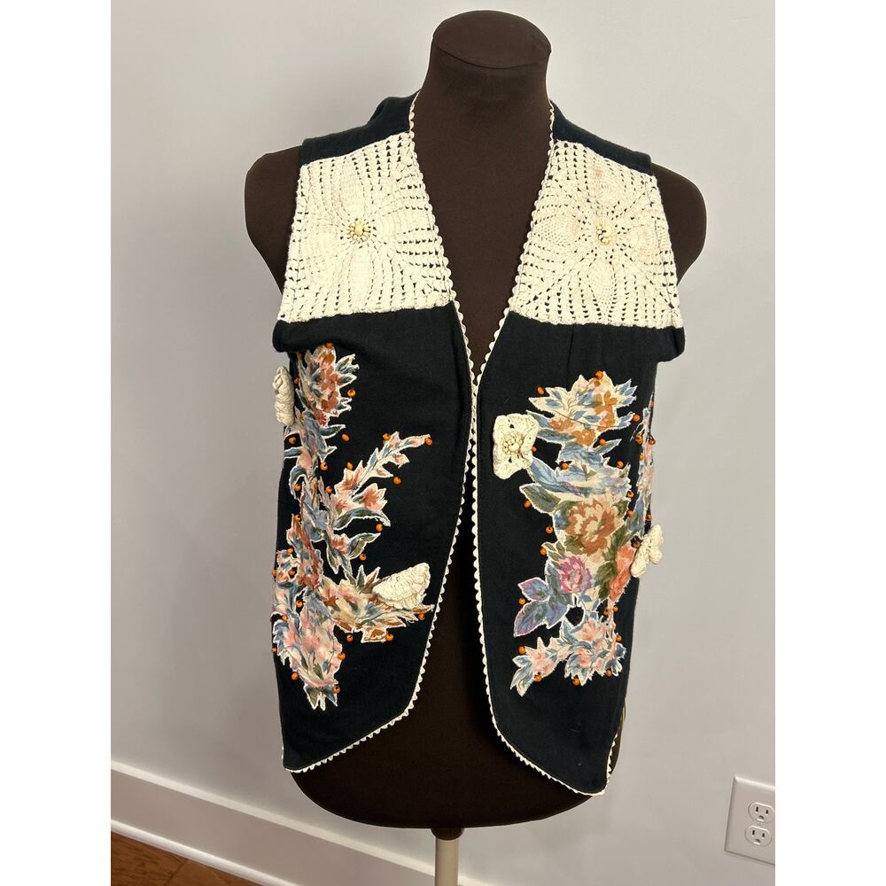 HG NY Women’s Cotton Y2K 90s Black Crochet Open Vest Size M Boho Indie Eclectic